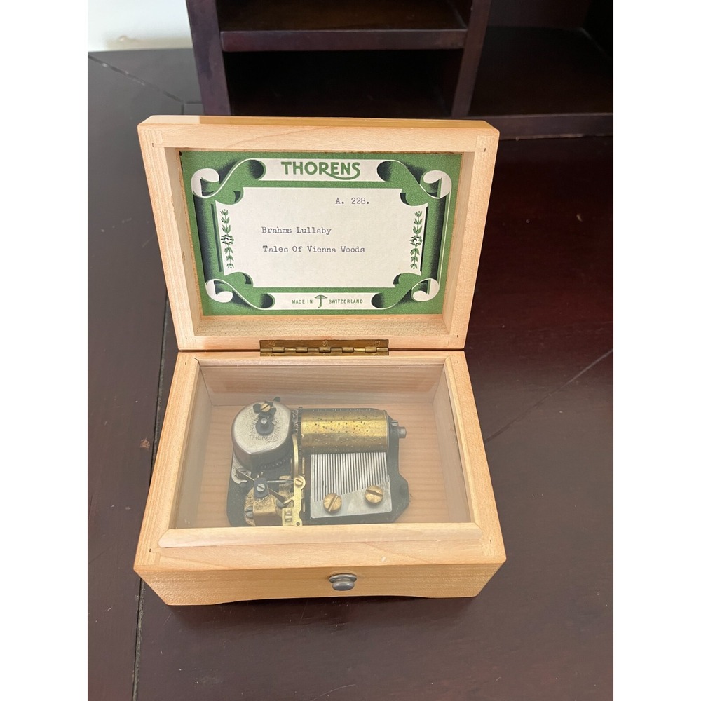 Vintage THORENS Model A 228 2-Song Wooden Music Box Brahms Lullaby, Vienna Woods